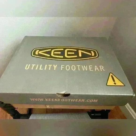 KEEN Utility Women's Vista Energy Low Height Composite Toe Industrial Sneaker 7W - Picture 5 of 10